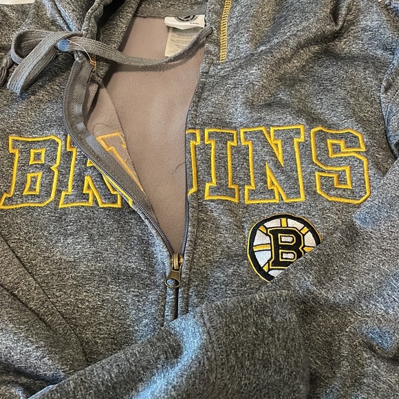 Boston Bruins zip up - Picture 2 of 3